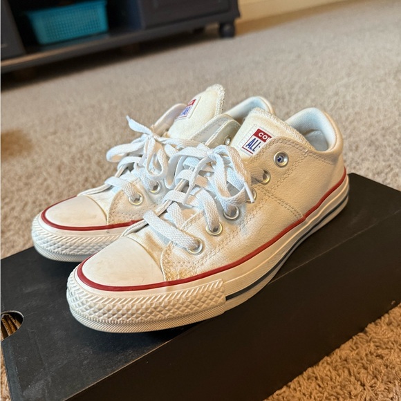 Converse women’s White and Red Sneakers - Picture 3 of 8